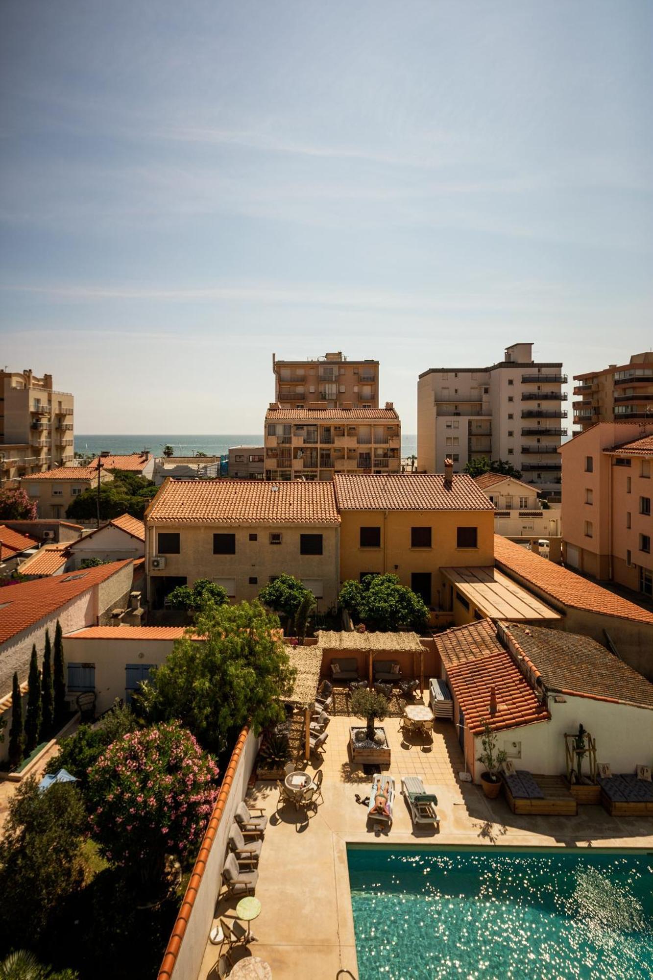 Hotel Les Sables - Urban Style - By Logis Hotels Canet-en-Roussillon Eksteriør bilde